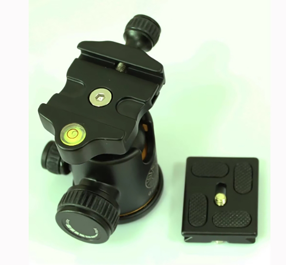 كاميرا تصوير فوتوغرافي من الأل - مراجعة Fluid Head Tripod وسعره