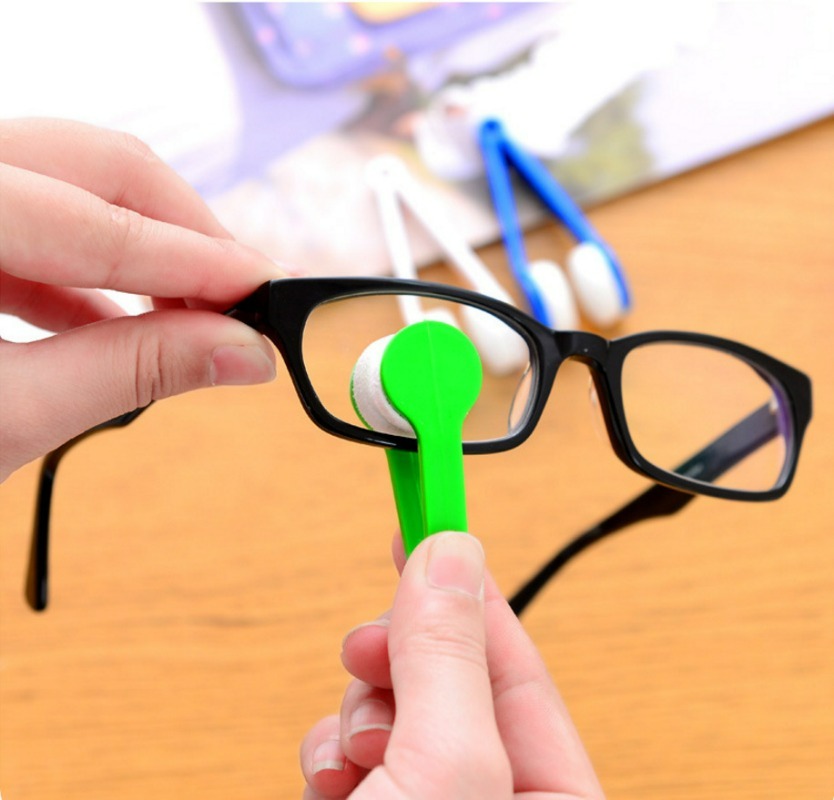 5 قطع فرشاة تنظيف النظارات من  - مراجعة Lens Cleaning Kit وسعره